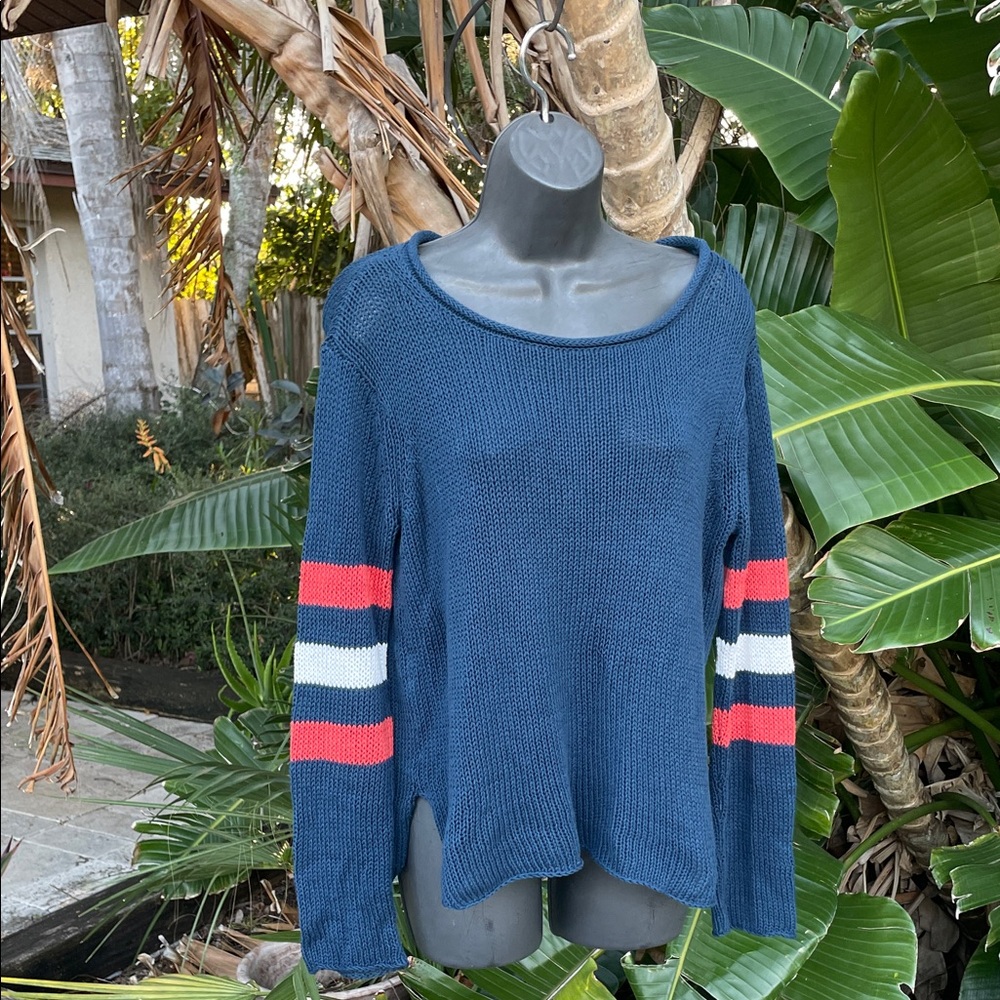 Wooden ships loose knit sweater/ top